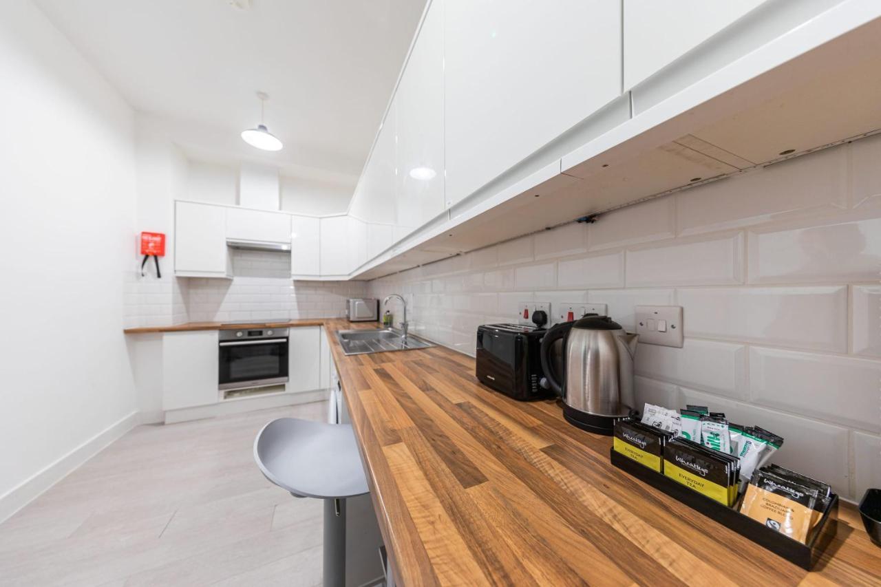 The Anson Hotel - Conveniently Located Sweet Space Near Transportation Stations London Exterior foto